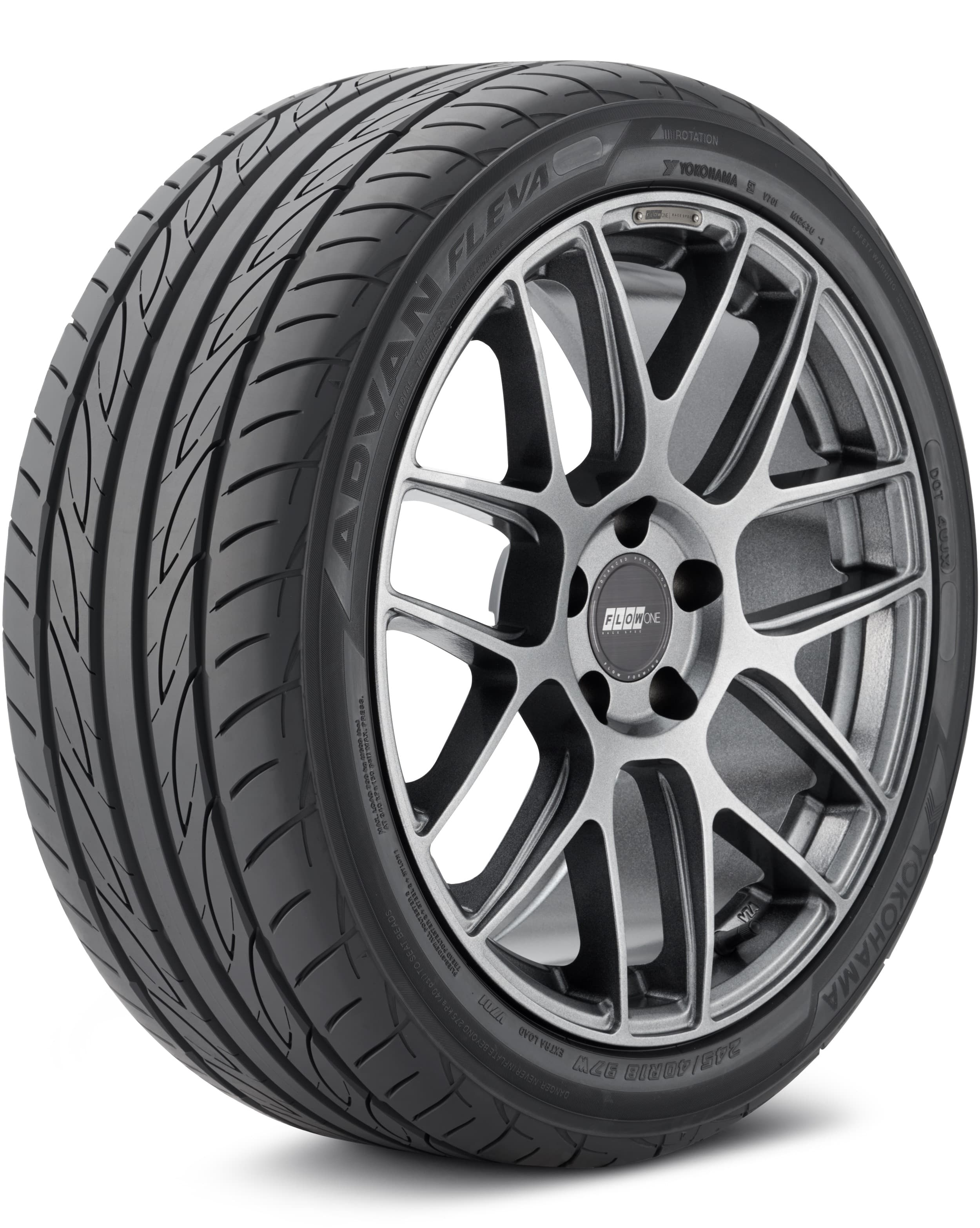 Yokohama ADVAN Fleva V701 Ultra High Performance 235/40R17 tire